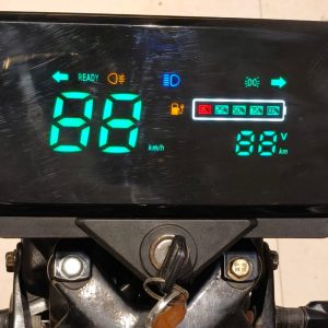 Speedometer Digital 48v 72v auto adjustable voltage showing voltage on display